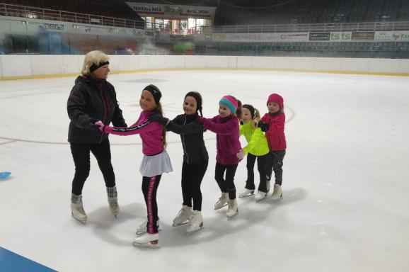 "Sportovní krasobruslařský klub Karviná, z. s." - Letní soustředění Karviná 2022