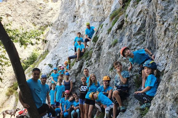 Horolezecký oddíl Beskyd Karviná,z.s. - Nákup horolezeckého materiálu pro instruktory a děti