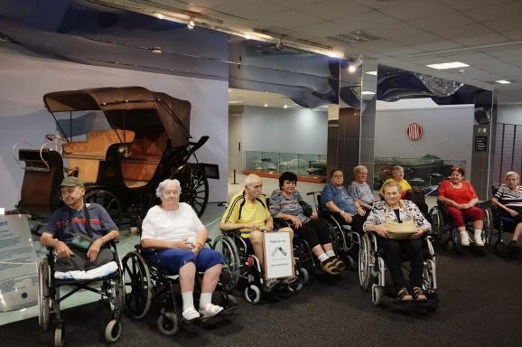 Dům seniorů „Pohoda“, o.p.s. - Cesta časem s Tatrou