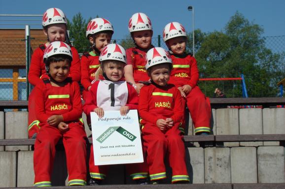 SH ČMS - Sbor dobrovolných hasičů Český Těšín - projekt Stanislavice Družstvo ,Přípravka Stanislavice - v novém hasičském mundurů